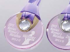 女性向け社内表彰オリジナルメダル